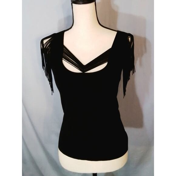 Cyrus Black knit and fringed sleeveless sweater - Picture 1 of 8